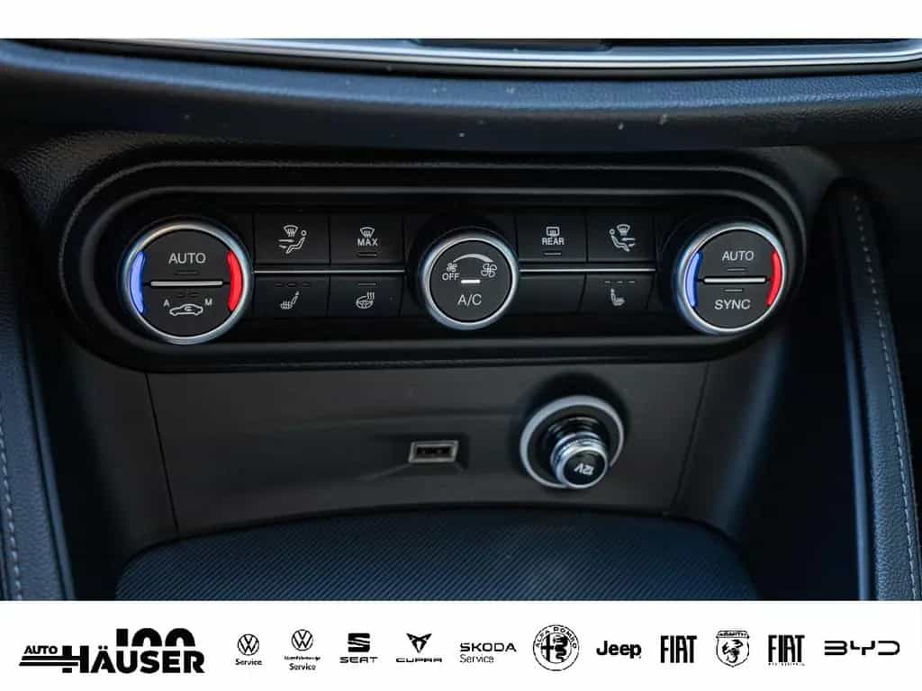 Alfa Romeo Stelvio Veloce 2.2 Diesel Q4 EL. HECKKL. NAVI KA 11/2023-photo-21