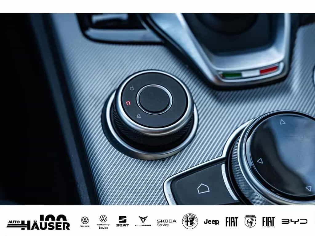 Alfa Romeo Stelvio Veloce 2.2 Diesel Q4 EL. HECKKL. NAVI KA 11/2023-photo-23