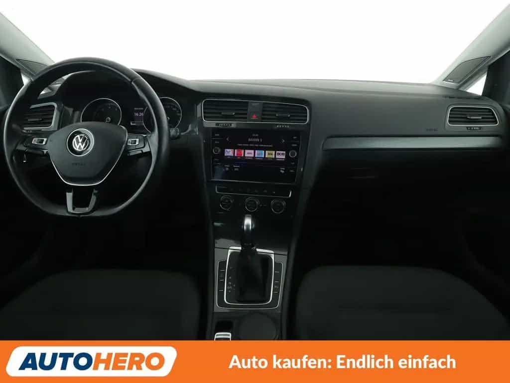 Volkswagen Golf VII 1.4 TSI Comfortline BM Aut.*PDC*ACC*AHK 06/2017-photo-11