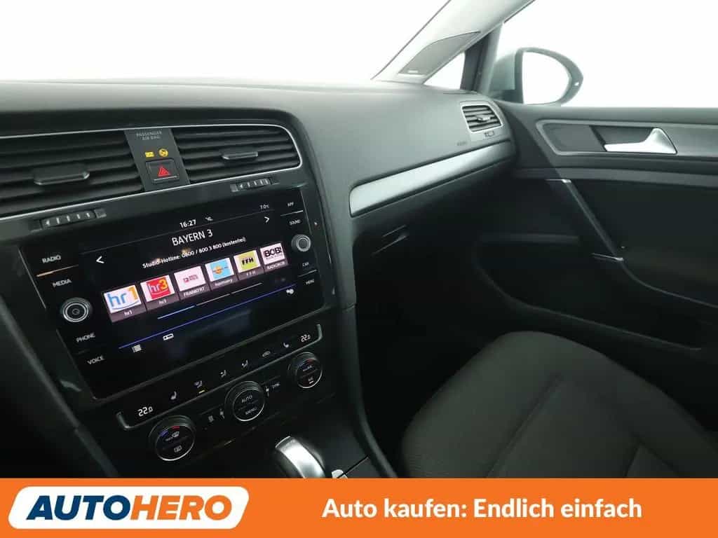 Volkswagen Golf VII 1.4 TSI Comfortline BM Aut.*PDC*ACC*AHK 06/2017-photo-24