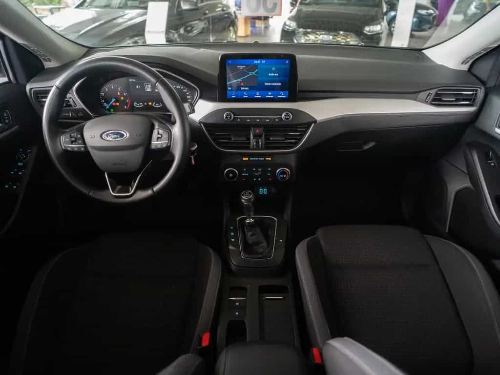 Ford Focus Lim. C&C WINTER-P./NAVI/KLIMA/DAB/JRC 11/2020-photo-17