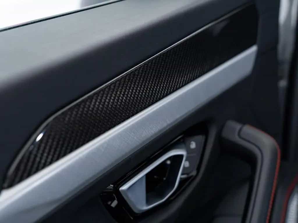 Lamborghini Urus Carbon I B&O I Winter tires 07/2019-photo-23