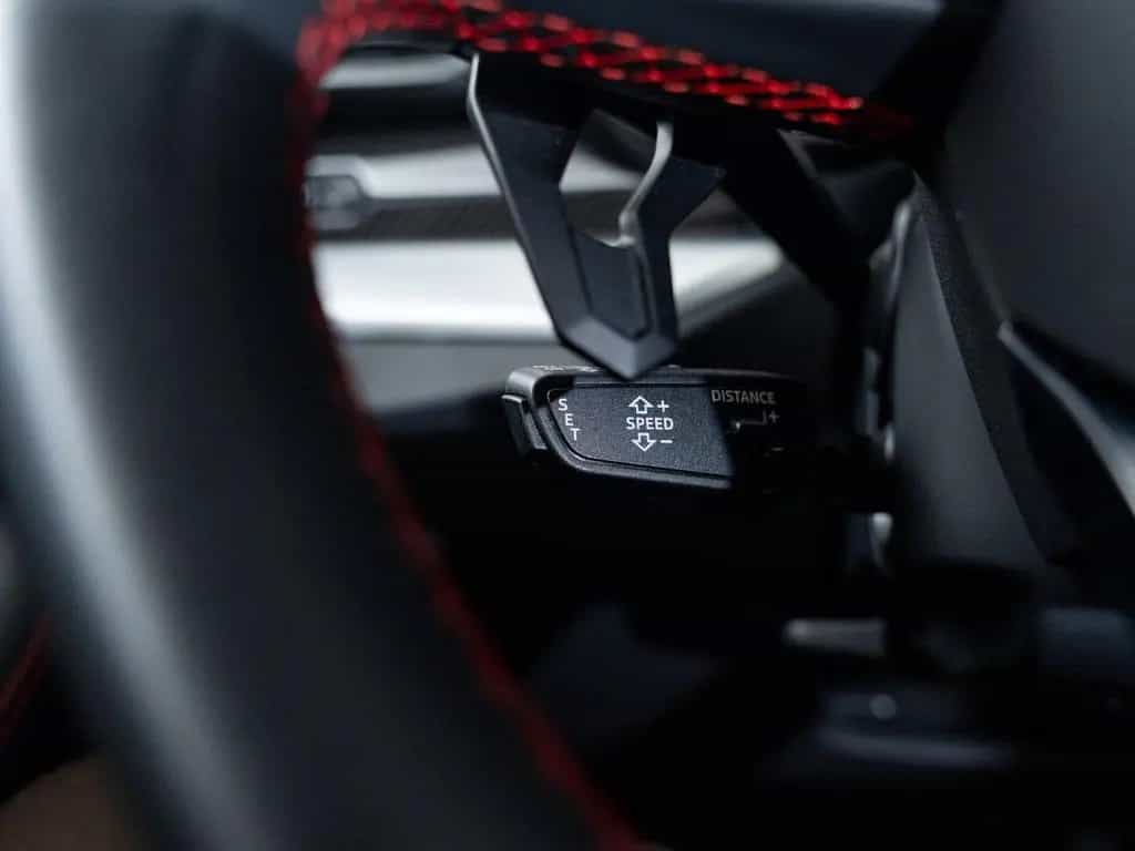 Lamborghini Urus Carbon I B&O I Winter tires 07/2019-photo-37