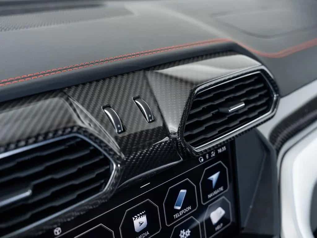 Lamborghini Urus Carbon I B&O I Winter tires 07/2019-photo-41
