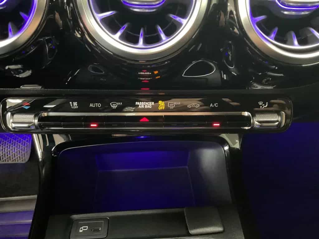 Mercedes-Benz A-Class 180 A A 180 Edition 19 11/2019-photo-22