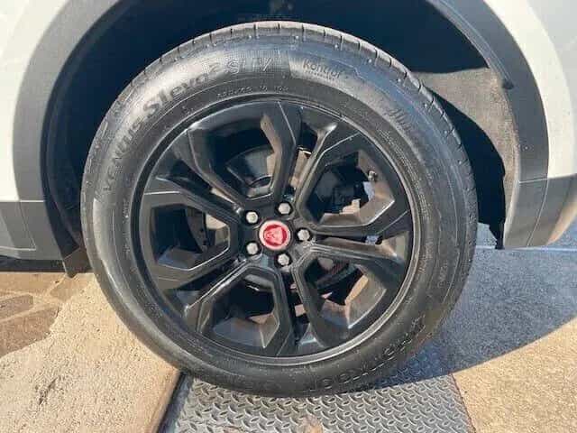 Jaguar E-Pace 2.0D 150 CV AWD SE 11/2019-photo-13