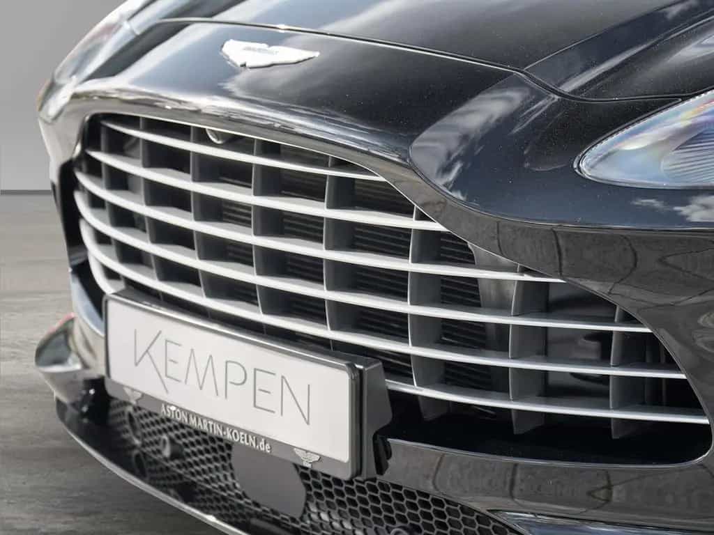 Aston Martin DBX 550 UPE 227.330,-€ Jet Black / Onyx Black 05/2025-photo-10