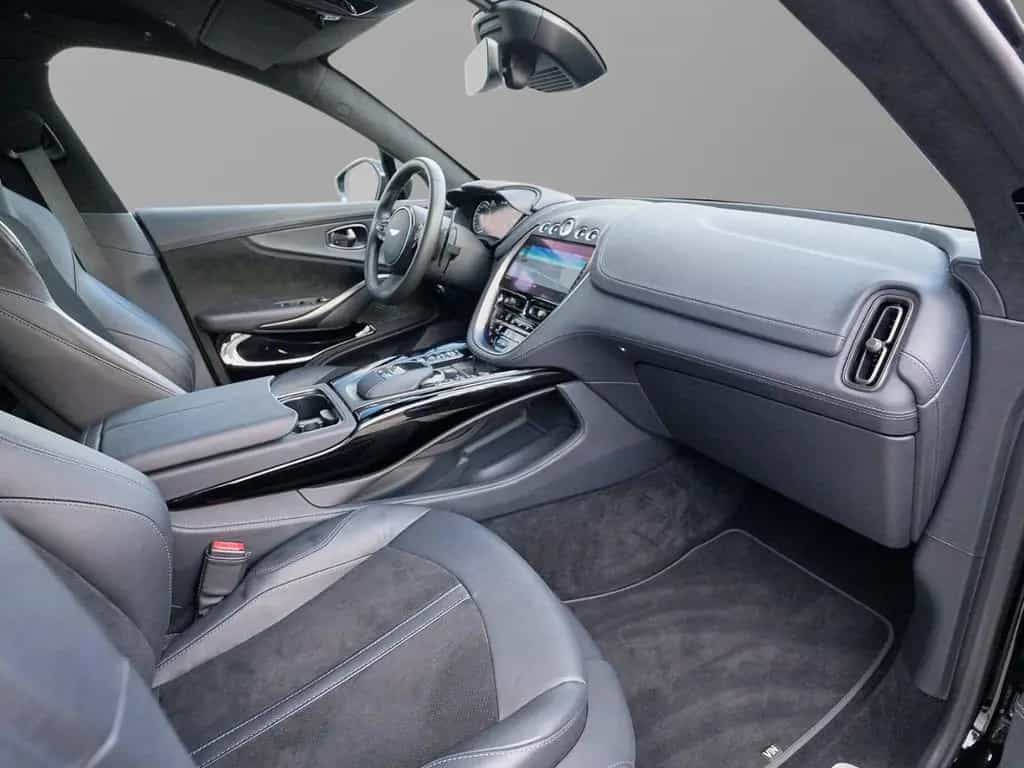 Aston Martin DBX 550 UPE 227.330,-€ Jet Black / Onyx Black 05/2025-photo-38