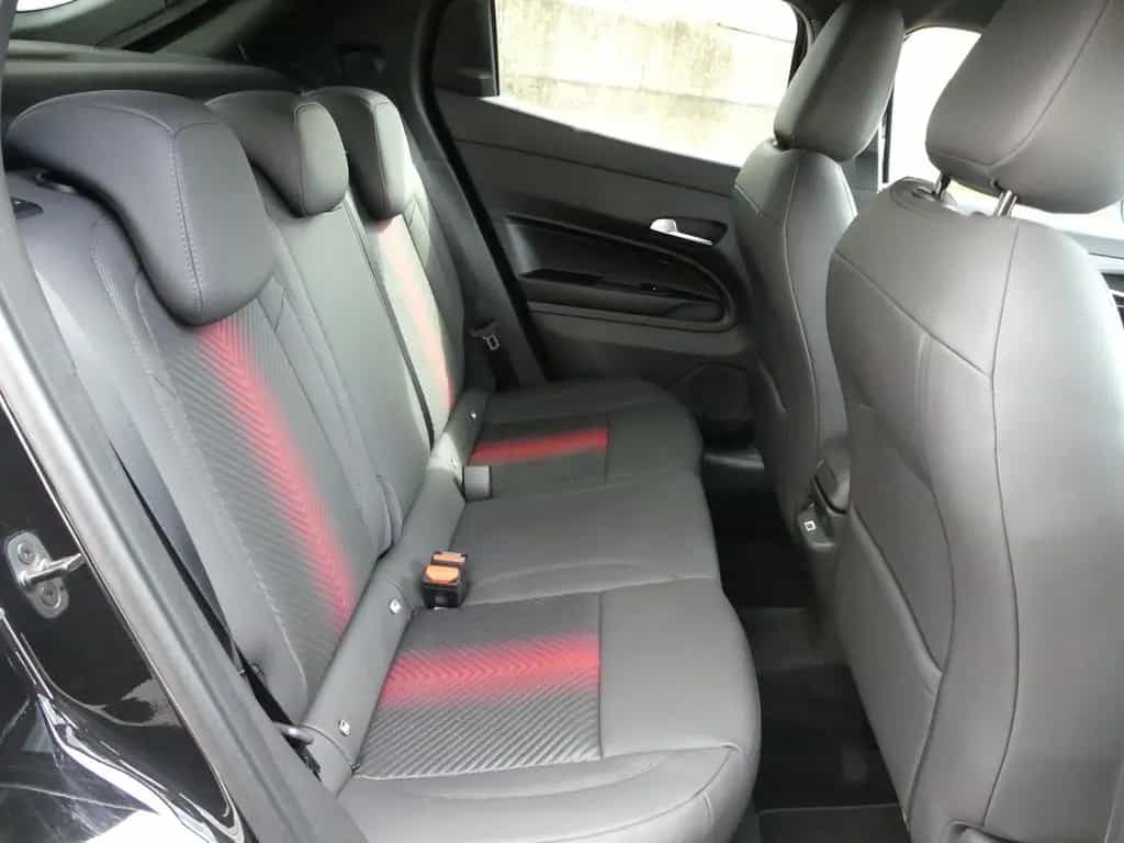 Alfa Romeo Junior IBRIDA SPECIALE 1.2 VGT 136PS DCT6 TECHNO 08/2025-photo-12