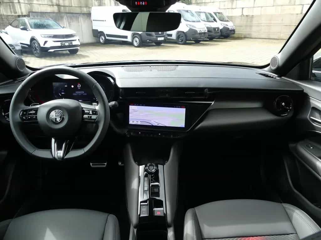Alfa Romeo Junior IBRIDA SPECIALE 1.2 VGT 136PS DCT6 TECHNO 08/2025-photo-13