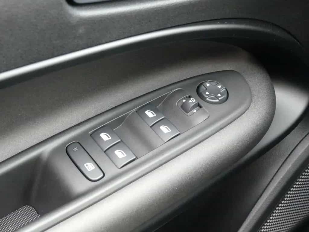 Alfa Romeo Junior IBRIDA SPECIALE 1.2 VGT 136PS DCT6 TECHNO 08/2025-photo-16