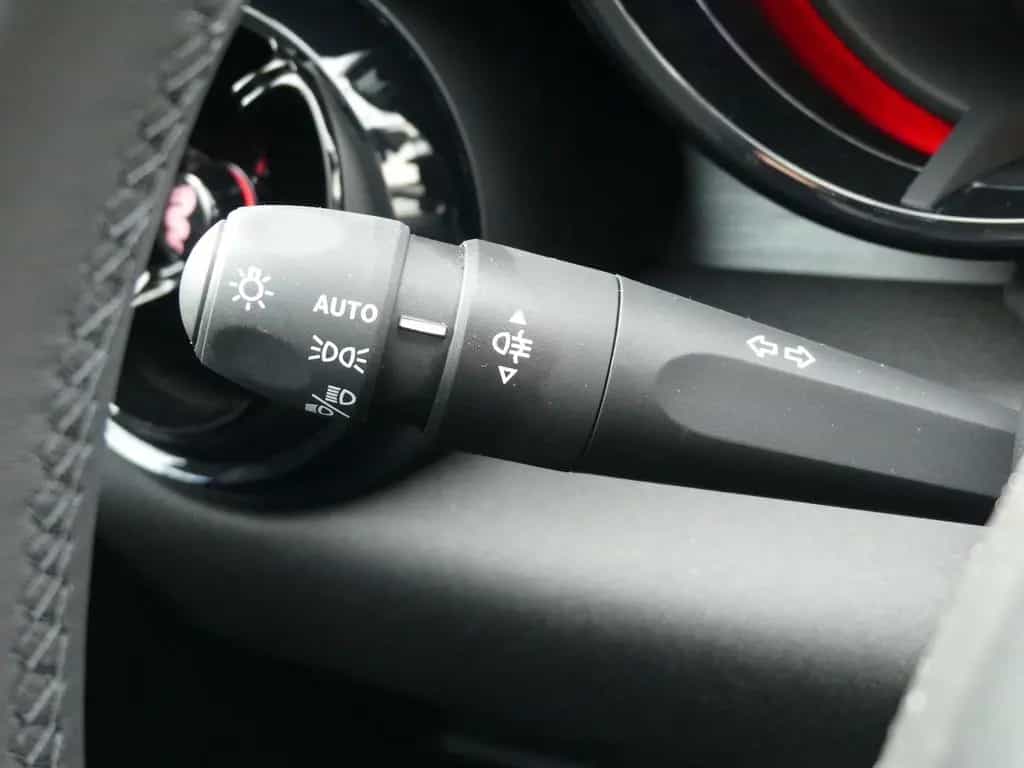 Alfa Romeo Junior IBRIDA SPECIALE 1.2 VGT 136PS DCT6 TECHNO 08/2025-photo-18