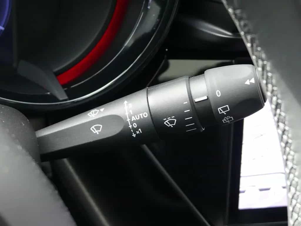 Alfa Romeo Junior IBRIDA SPECIALE 1.2 VGT 136PS DCT6 TECHNO 08/2025-photo-19
