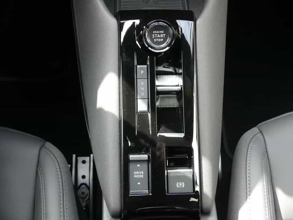 Alfa Romeo Junior IBRIDA SPECIALE 1.2 VGT 136PS DCT6 TECHNO 08/2025-photo-31