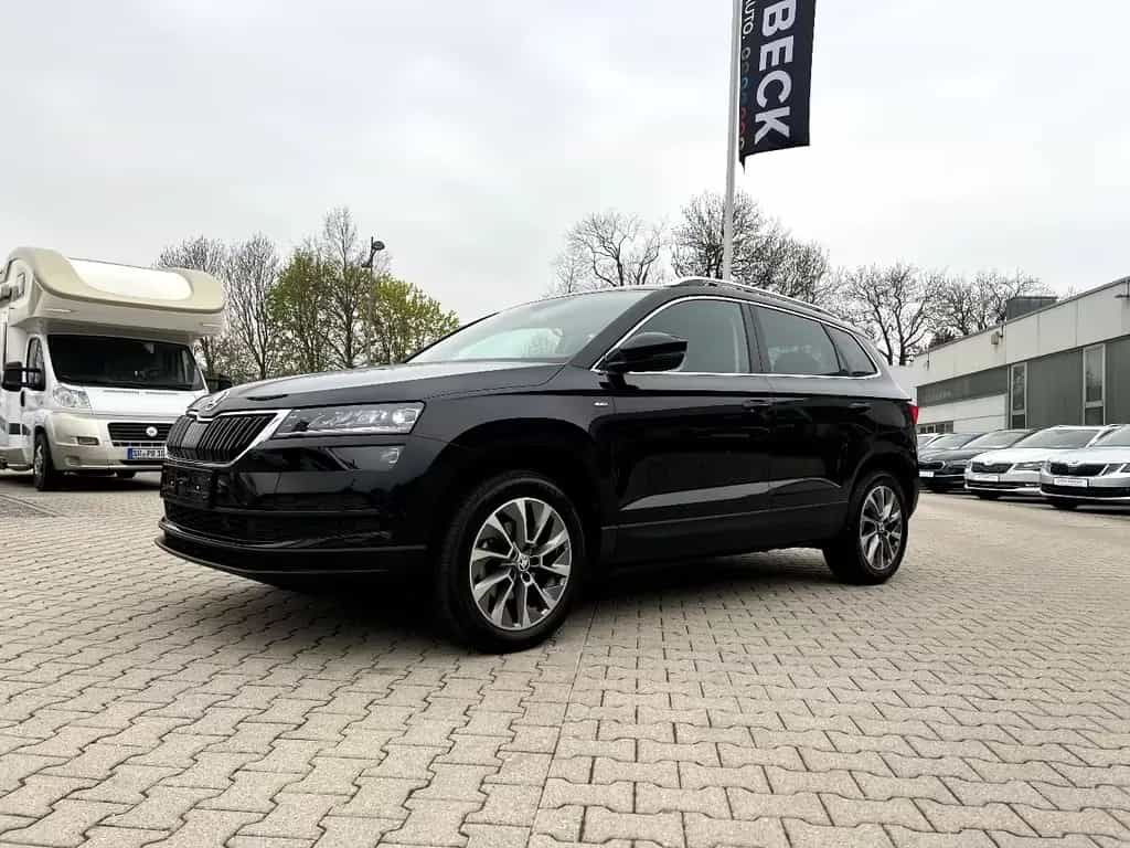 Skoda Karoq 1.5 TSI ACT Clever LED Navi Sitzh. ACC DAB 03/2022-photo-0