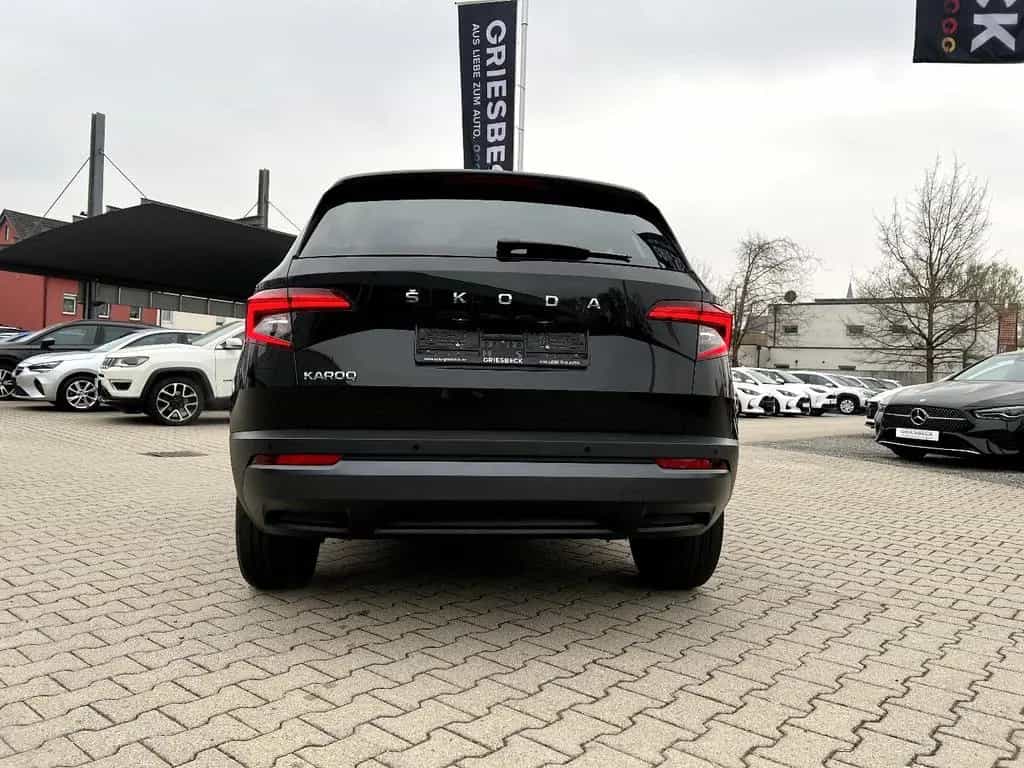 Skoda Karoq 1.5 TSI ACT Clever LED Navi Sitzh. ACC DAB 03/2022-photo-2