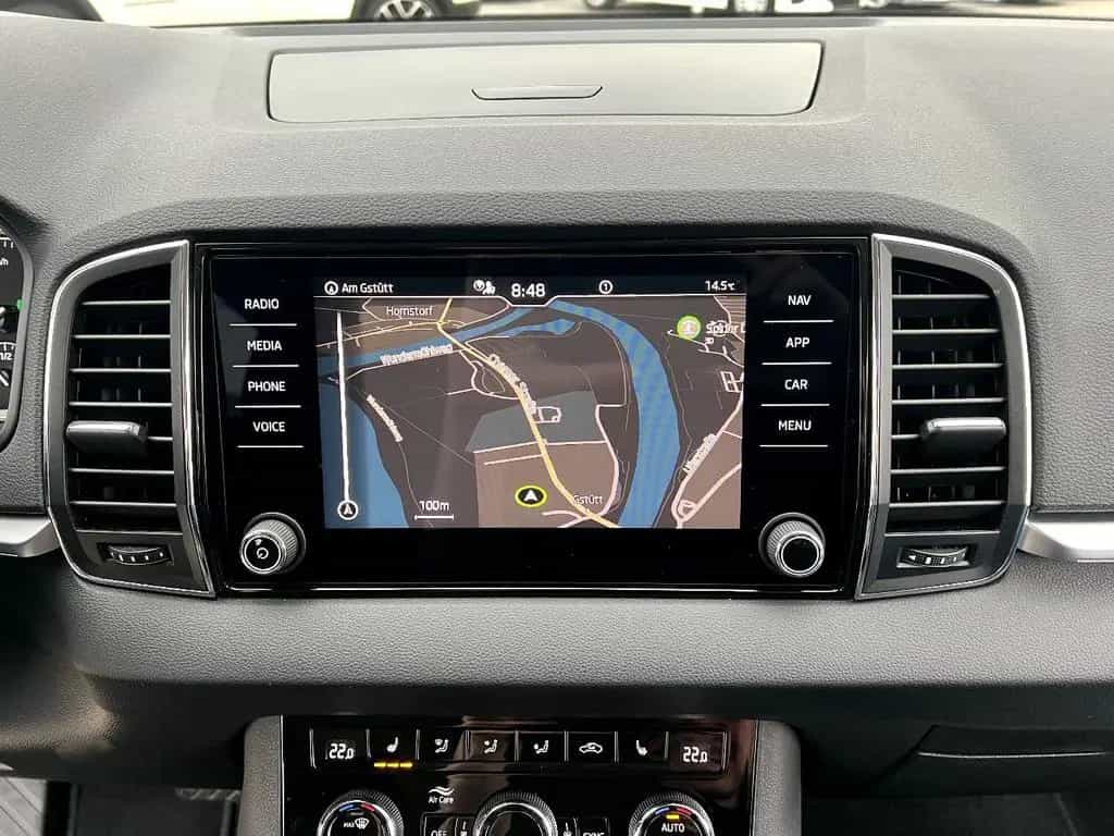 Skoda Karoq 1.5 TSI ACT Clever LED Navi Sitzh. ACC DAB 03/2022-photo-25