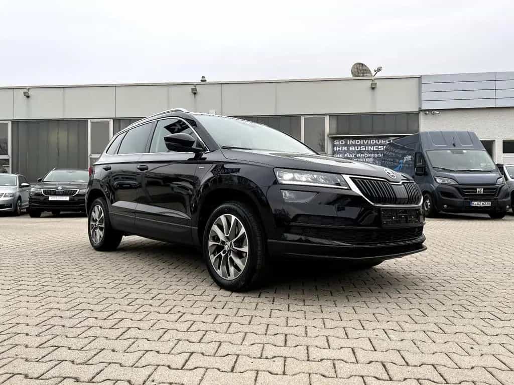 Skoda Karoq 1.5 TSI ACT Clever LED Navi Sitzh. ACC DAB 03/2022-photo-4