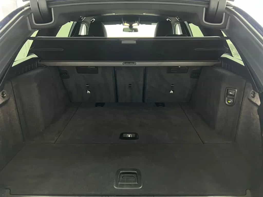 BMW 5 Series 520 d xDrive M SPORT/STHZ/LED/ACC/AHK/AMBIENTE 09/2020-photo-13