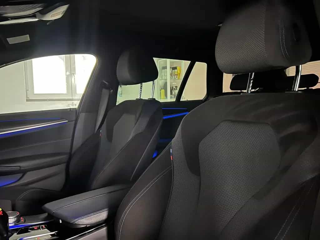 BMW 5 Series 520 d xDrive M SPORT/STHZ/LED/ACC/AHK/AMBIENTE 09/2020-photo-25