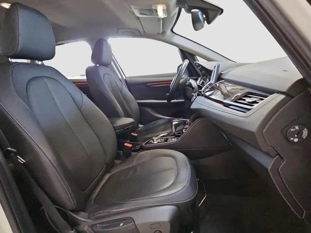 BMW 2 Series 220 i Active Tourer Luxury Line NAVI LEDER LED 03/2016-photo-8