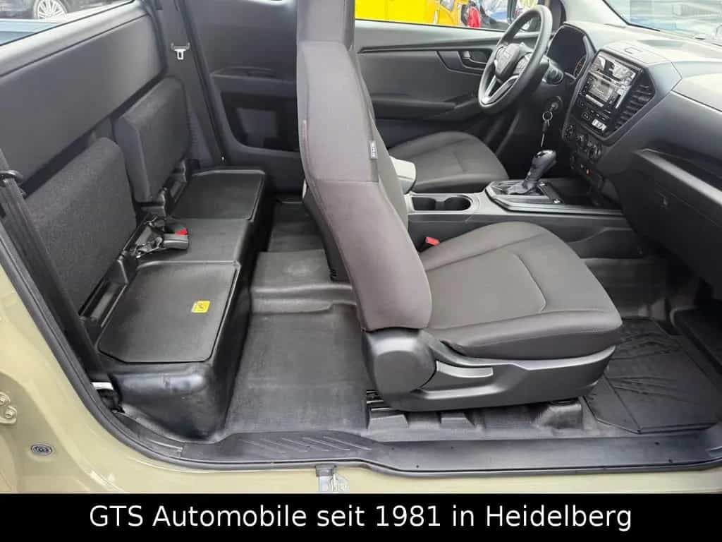 Isuzu D Max Space Cab 4WD L - 1.HAND - ERST 13000 KM ! 10/2024-photo-10
