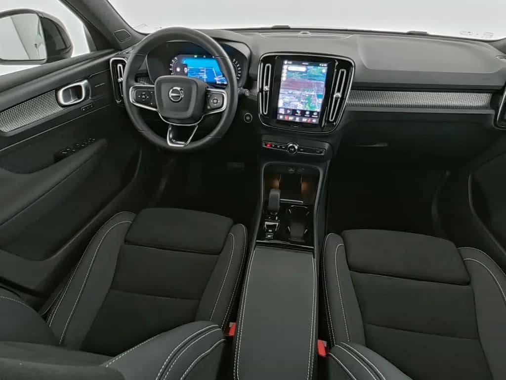 Volvo XC40 Ultimate Dark Schiebedach|ACC|360°Kamera|AH 03/2023-photo-16