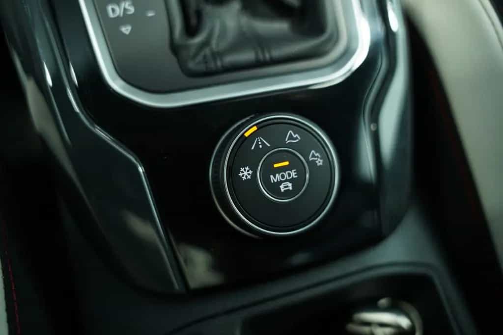 Volkswagen T-Roc 4M Sport *19 *ACC *Digital *AHK *Beats 07/2018-photo-34