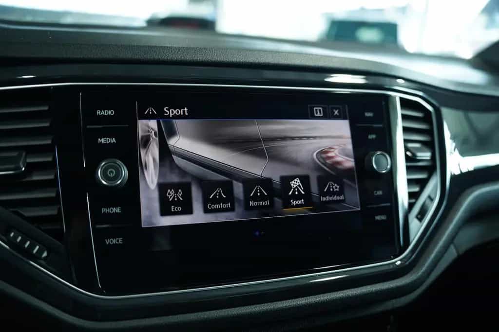 Volkswagen T-Roc 4M Sport *19 *ACC *Digital *AHK *Beats 07/2018-photo-39