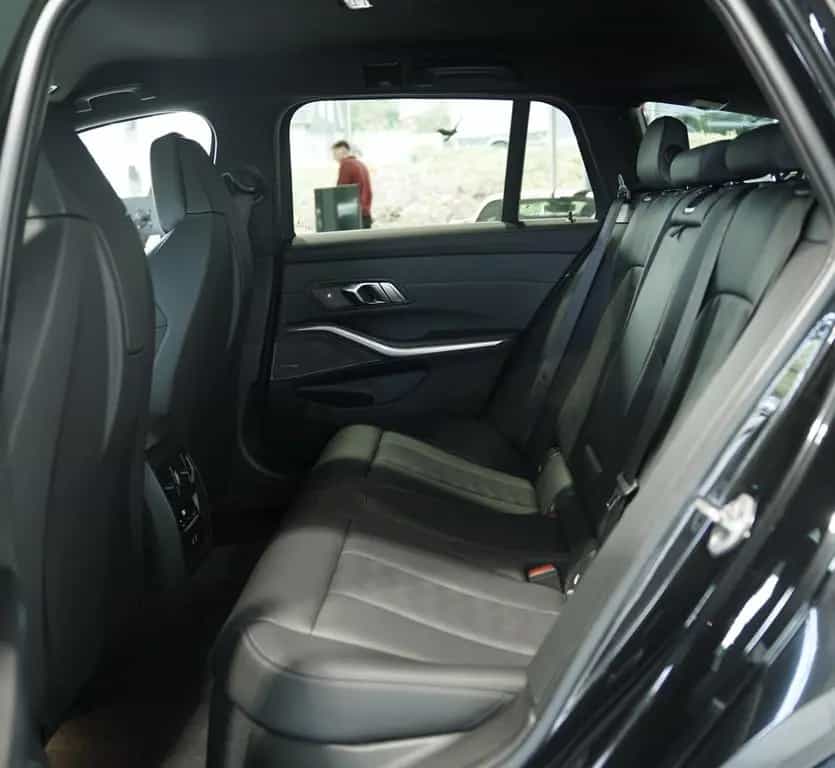 BMW M3 xD Competition *1.H *Carbon*MwSt.*H&K*Leder 11/2023-photo-23