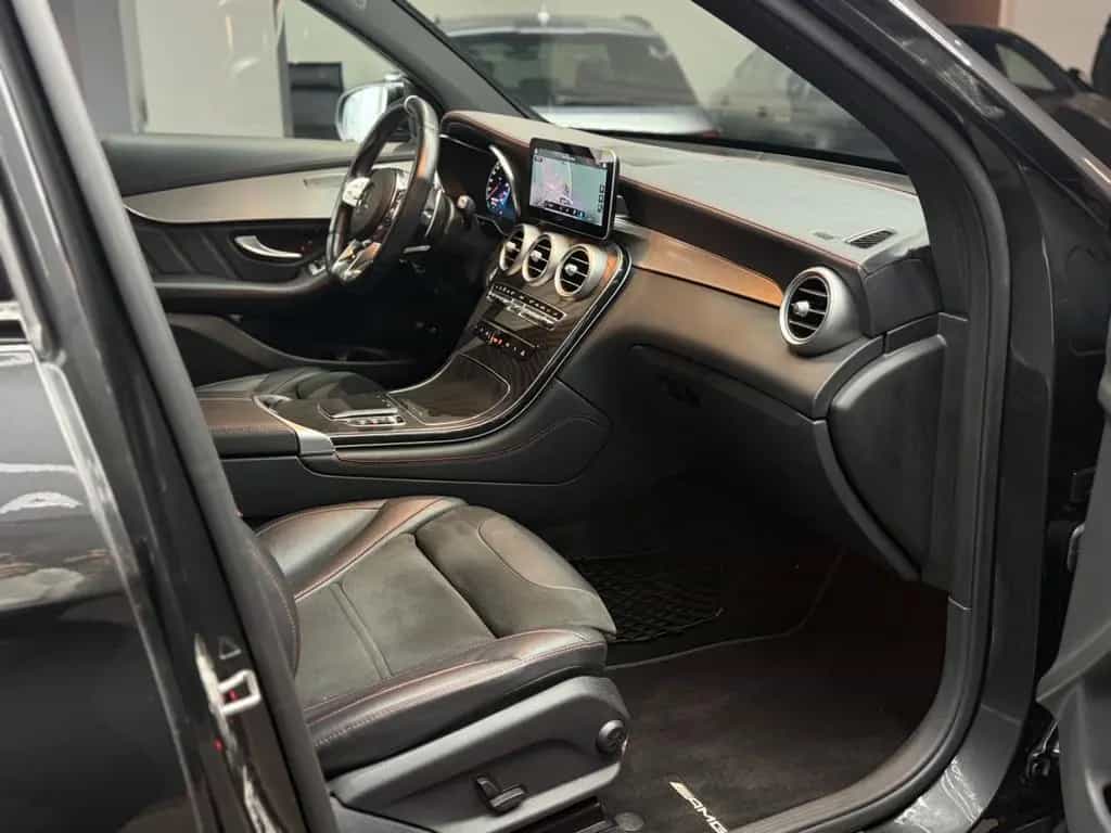 Mercedes-Benz GLC-Class 43 AMG 4Matic*AHK*PANO*VIRTUAL*SPORTABGAS 09/2020-photo-31