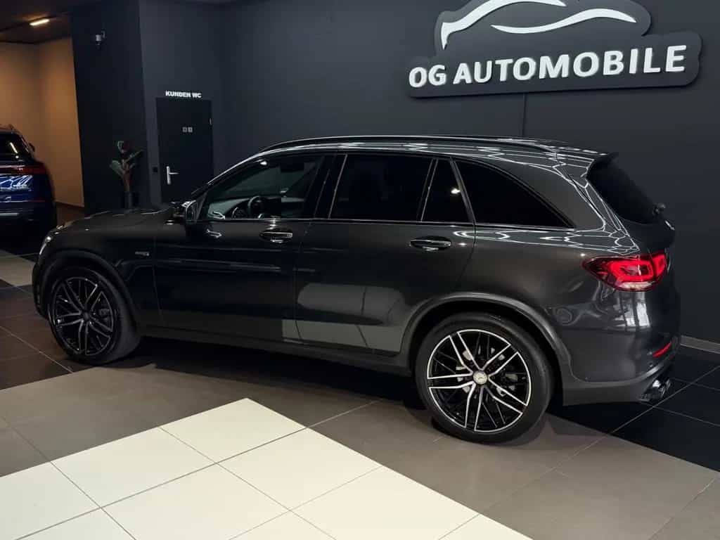 Mercedes-Benz GLC-Class 43 AMG 4Matic*AHK*PANO*VIRTUAL*SPORTABGAS 09/2020-photo-7