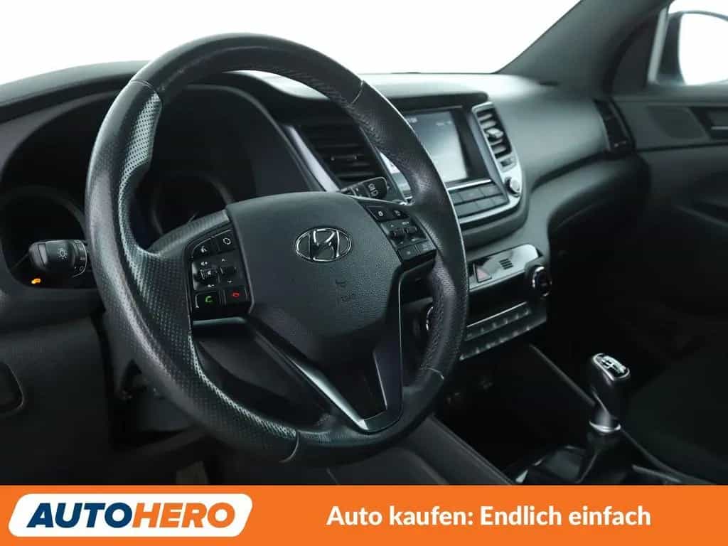 Hyundai TUCSON 1.6 TGDI Passion + 2WD*NAVI*TEMPO*CAM*PDC 09/2018-photo-10