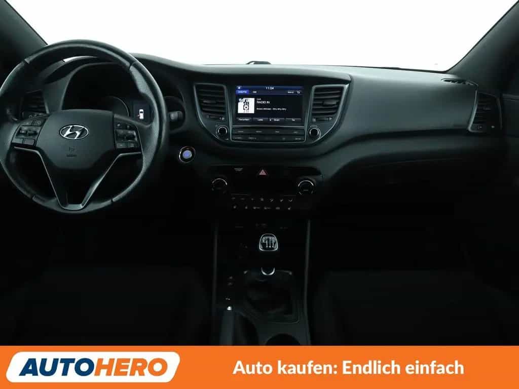 Hyundai TUCSON 1.6 TGDI Passion + 2WD*NAVI*TEMPO*CAM*PDC 09/2018-photo-11