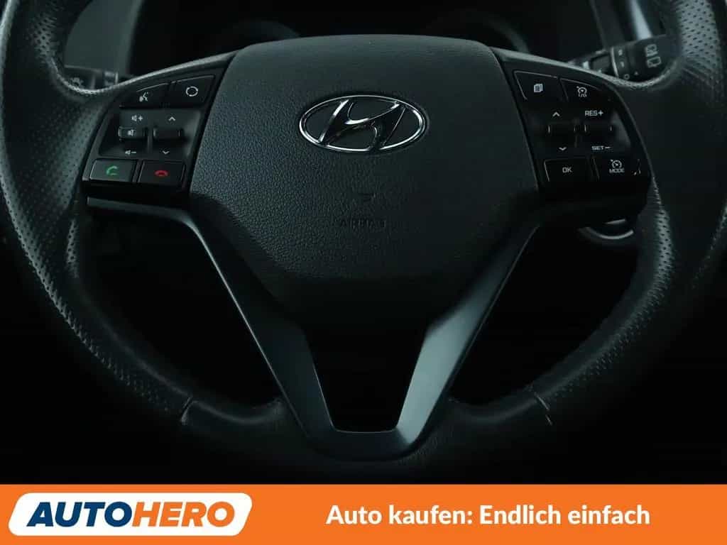 Hyundai TUCSON 1.6 TGDI Passion + 2WD*NAVI*TEMPO*CAM*PDC 09/2018-photo-18