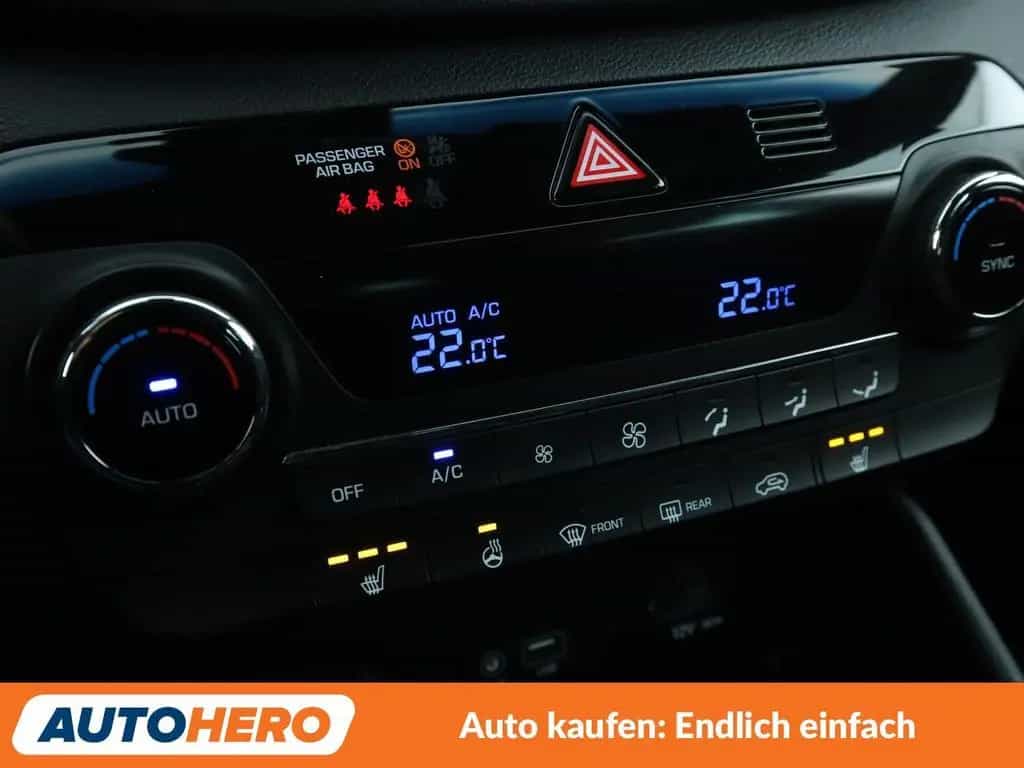 Hyundai TUCSON 1.6 TGDI Passion + 2WD*NAVI*TEMPO*CAM*PDC 09/2018-photo-22