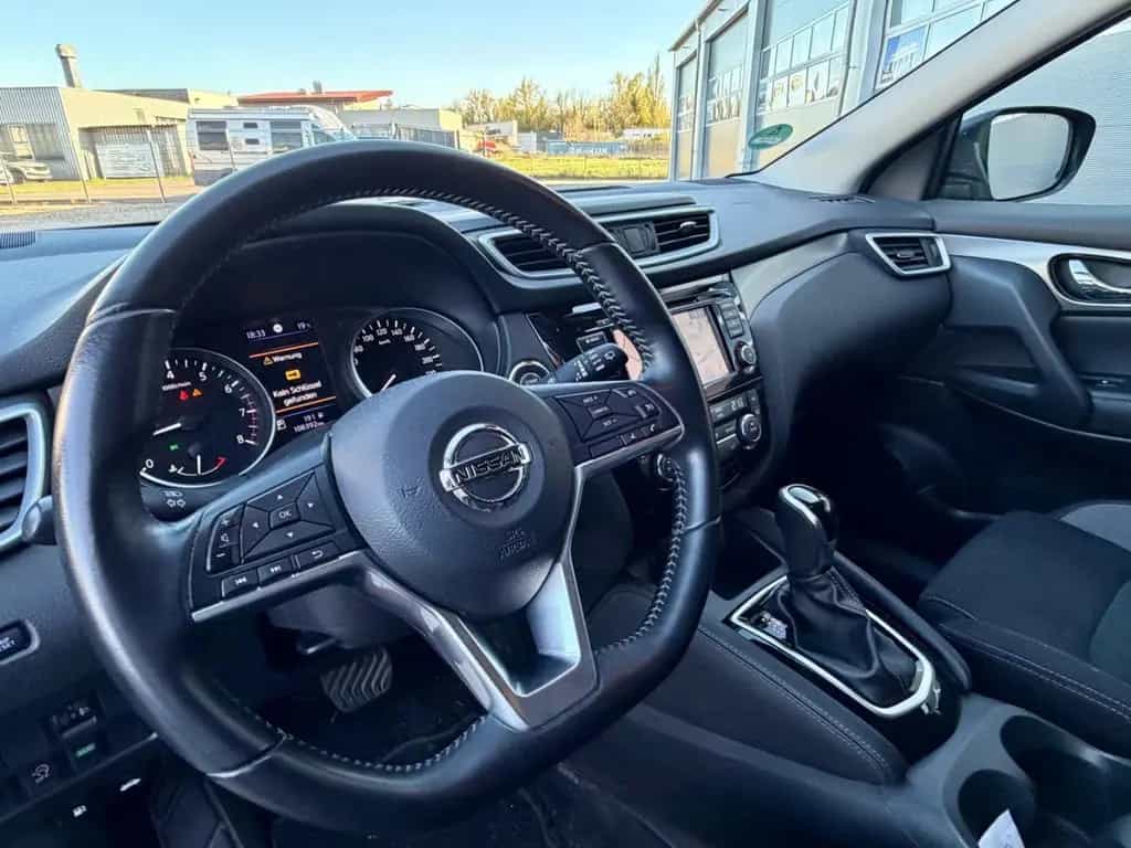 Nissan Qashqai N-Connecta AUTOMATIK * AHK * LM* 01/2019-photo-11