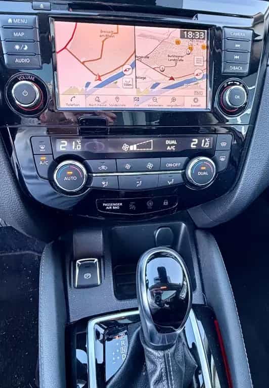 Nissan Qashqai N-Connecta AUTOMATIK * AHK * LM* 01/2019-photo-14