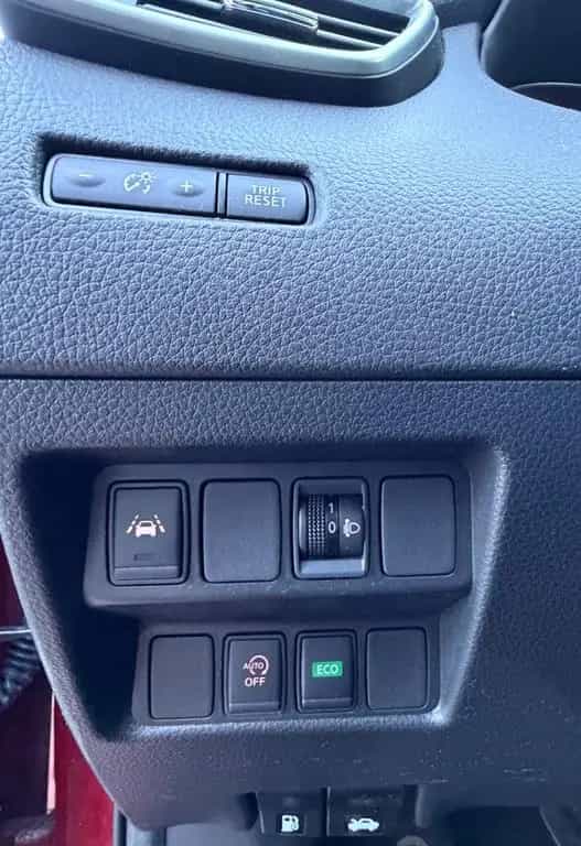 Nissan Qashqai N-Connecta AUTOMATIK * AHK * LM* 01/2019-photo-19
