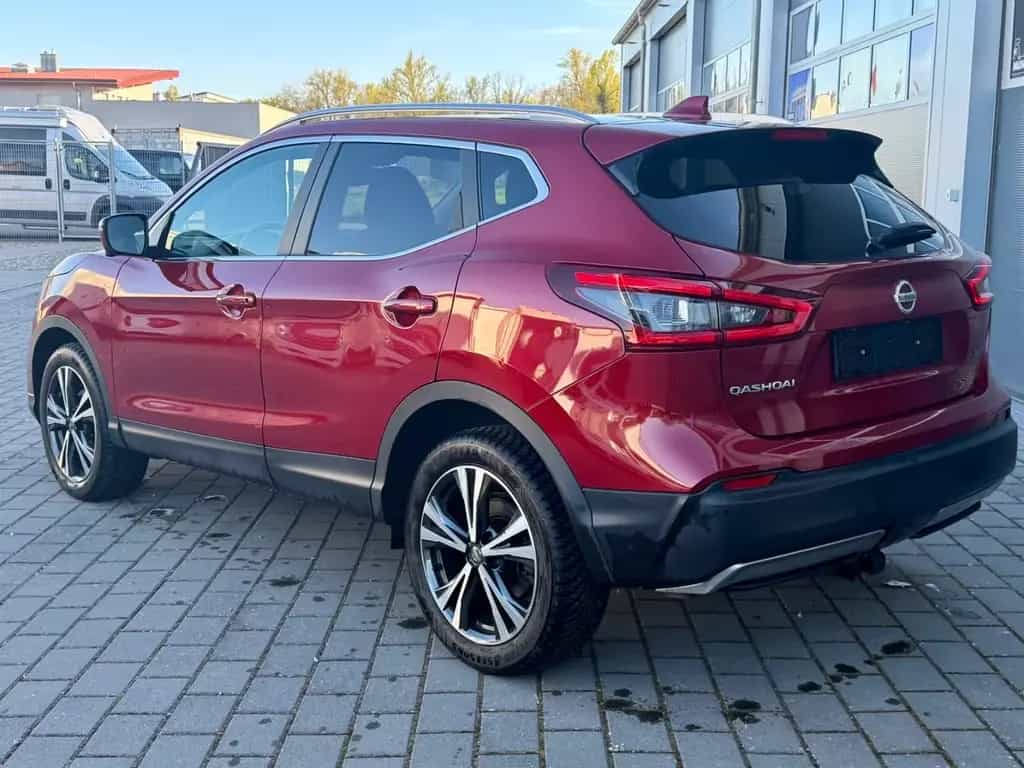 Nissan Qashqai N-Connecta AUTOMATIK * AHK * LM* 01/2019-photo-3