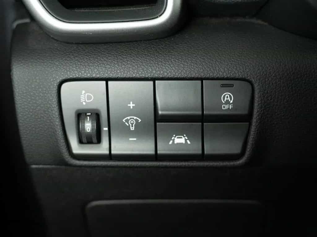 Kia Sportage Vision AUTOM./SITZHZG./KAMERA/DAB 06/2020-photo-15
