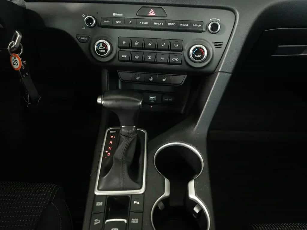 Kia Sportage Vision AUTOM./SITZHZG./KAMERA/DAB 06/2020-photo-19