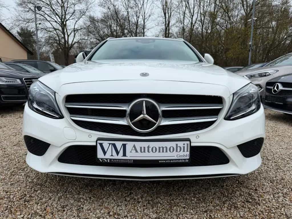 Mercedes-Benz C-Class 300 T Burmester*Navi*ACC*360Kam*AHK*HUP 09/2019-photo-1