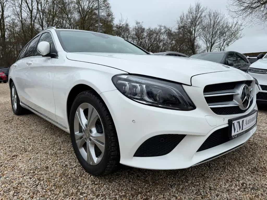 Mercedes-Benz C-Class 300 T Burmester*Navi*ACC*360Kam*AHK*HUP 09/2019-photo-2