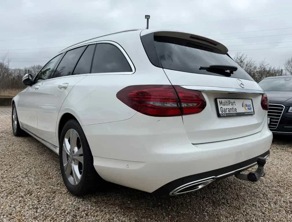 Mercedes-Benz C-Class 300 T Burmester*Navi*ACC*360Kam*AHK*HUP 09/2019-photo-5