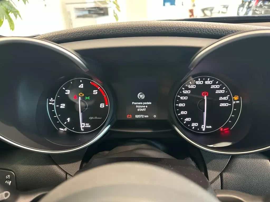 Alfa Romeo Giulia 2.2 Turbodiesel 150 CV Super 04/2018-photo-13