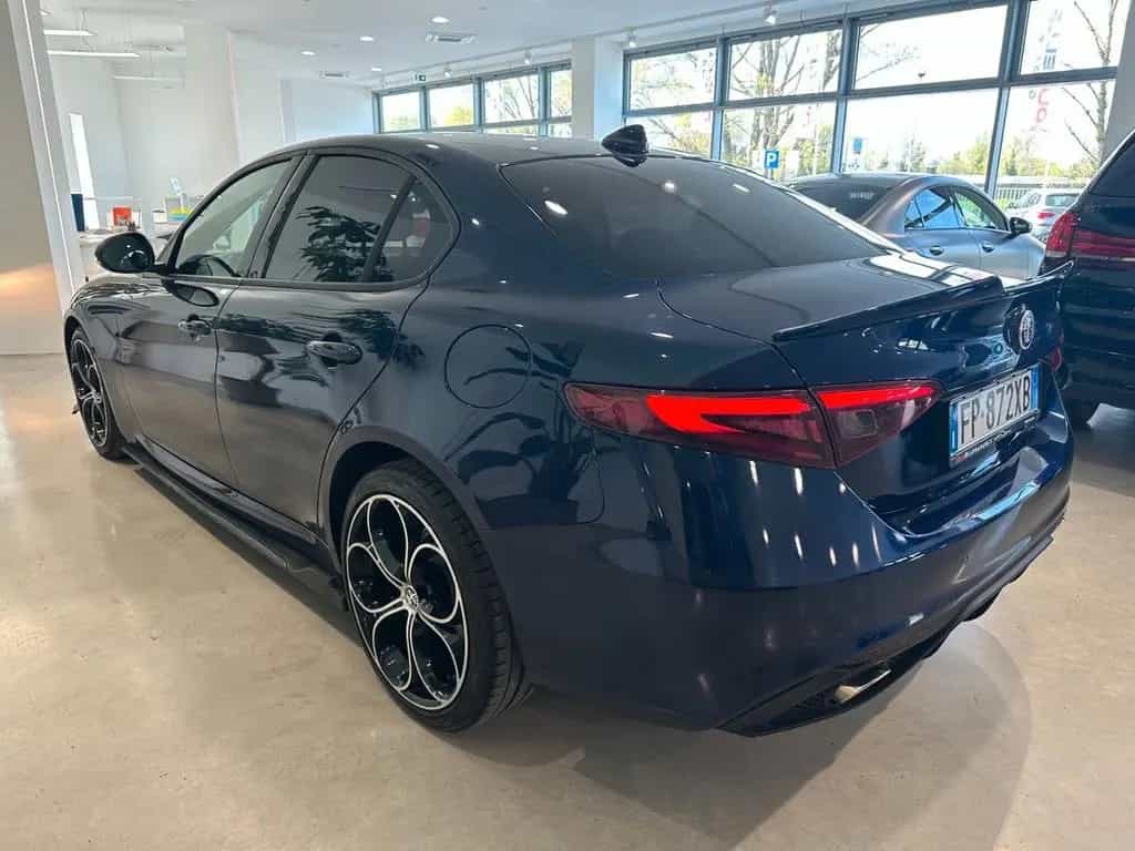 Alfa Romeo Giulia 2.2 Turbodiesel 150 CV Super 04/2018-photo-4
