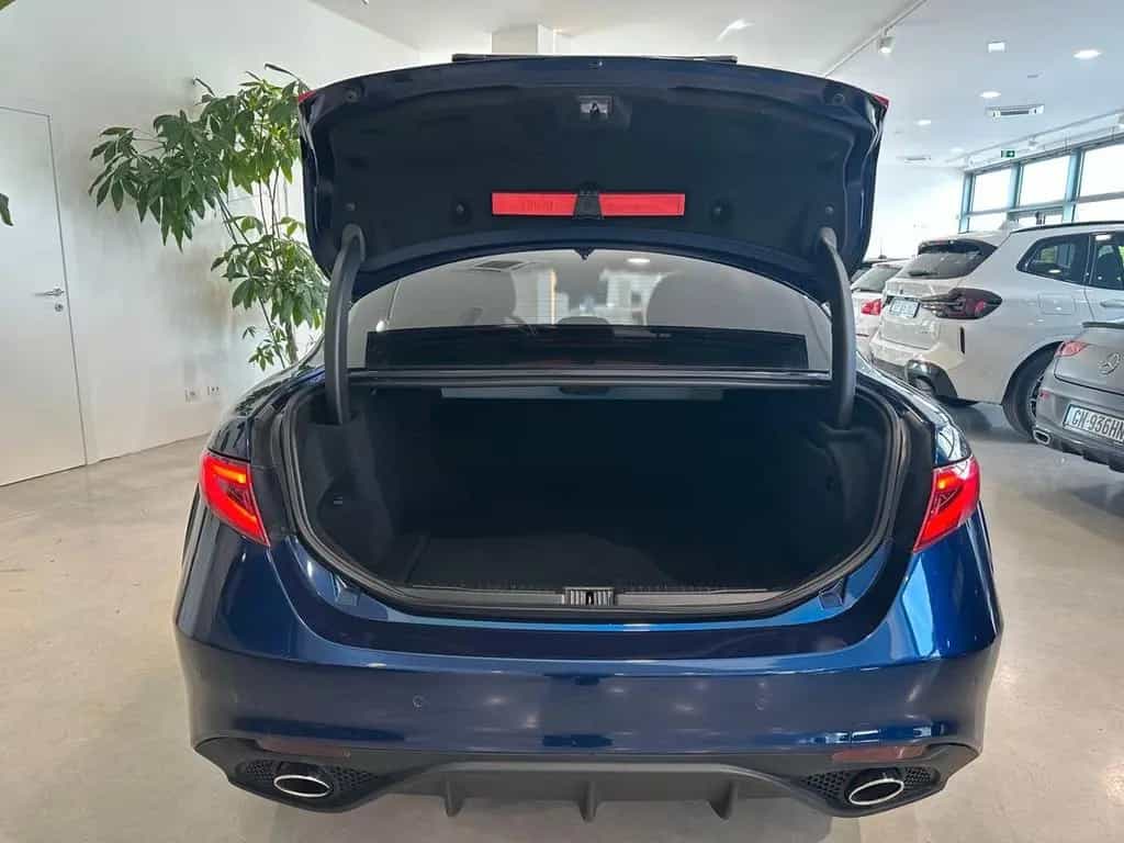 Alfa Romeo Giulia 2.2 Turbodiesel 150 CV Super 04/2018-photo-6