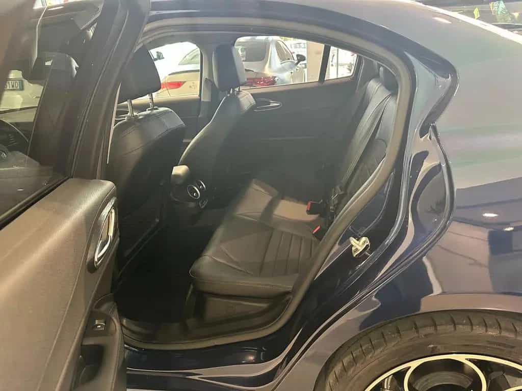 Alfa Romeo Giulia 2.2 Turbodiesel 150 CV Super 04/2018-photo-8