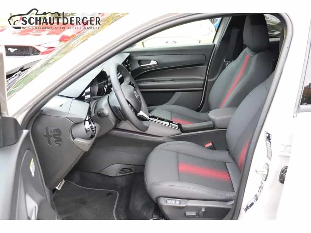Alfa Romeo Junior Ibrida 1.2 VGT 48V-Hybrid Speciale Navi D 12/2025-photo-19